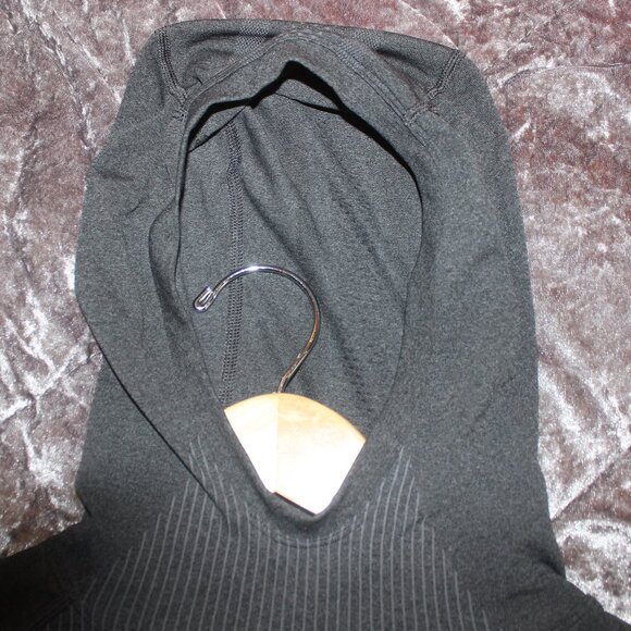 CALIA Top - Picture 7 of 8